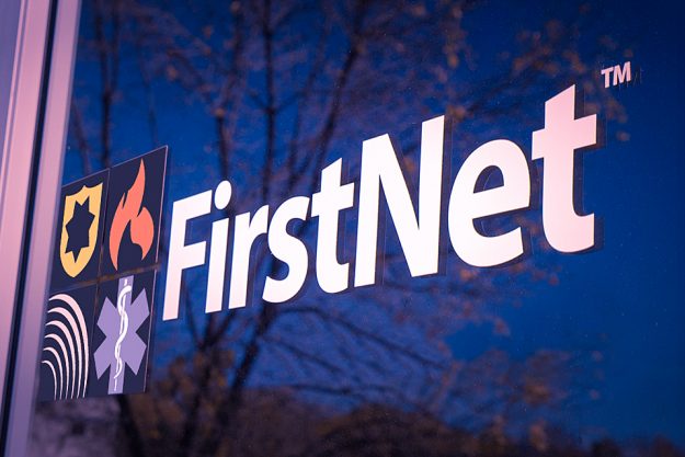 First responders can now subscribe to FirstNet through third parties via  'Dealer Program