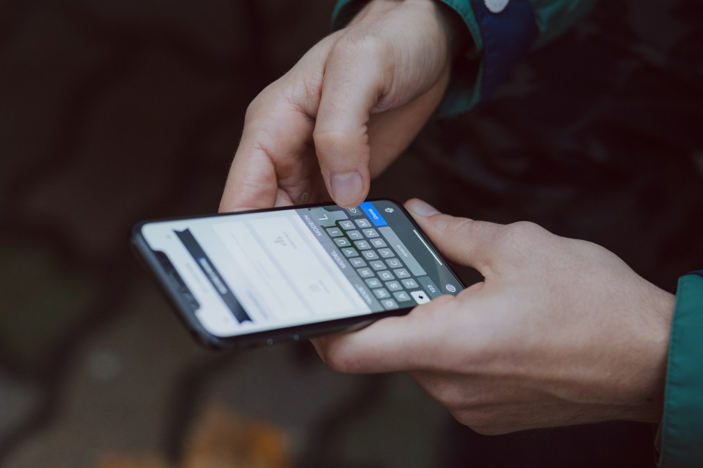 hands using smartphone