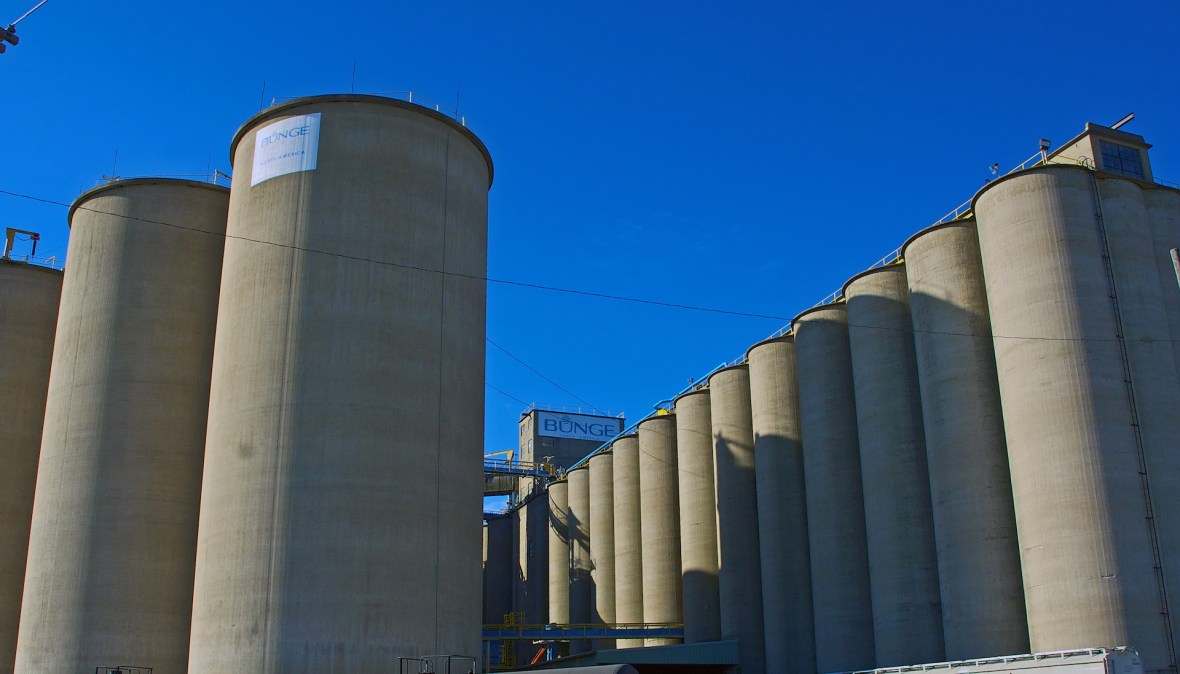 silos