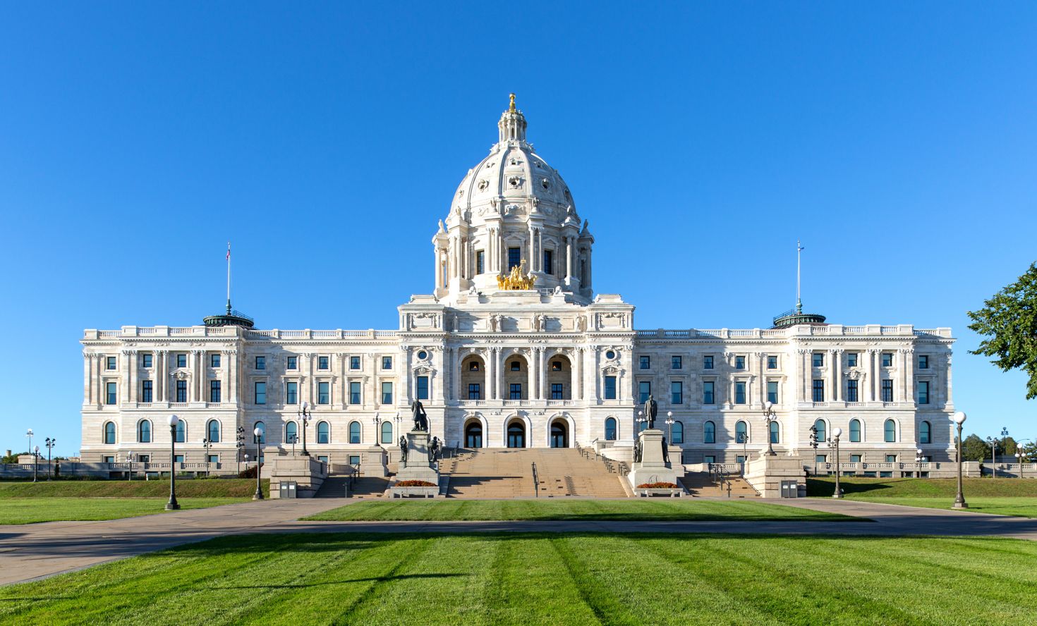 Minnesota public safety officials suggest avoiding Capitol this