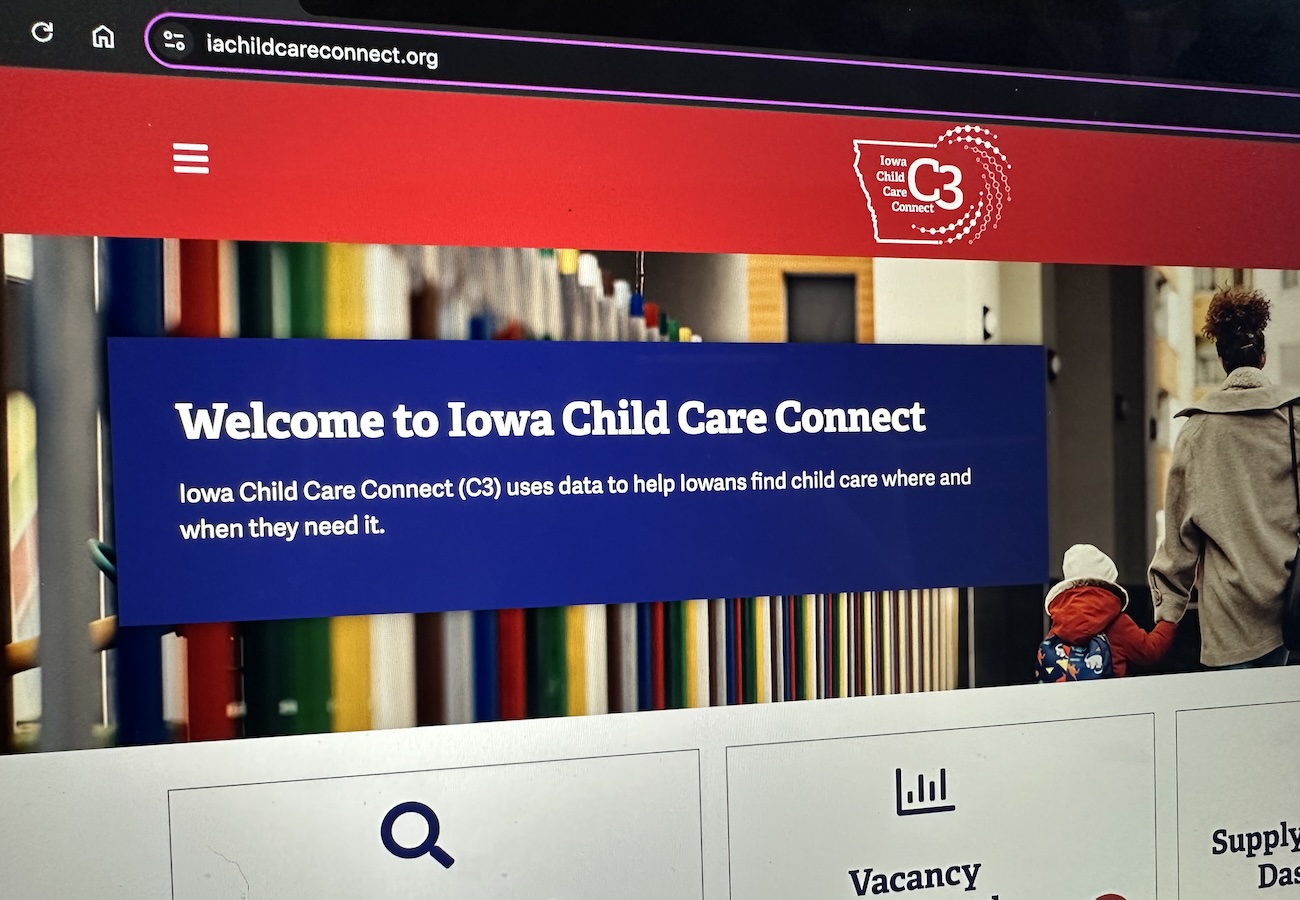 New website helps Iowa families find child care