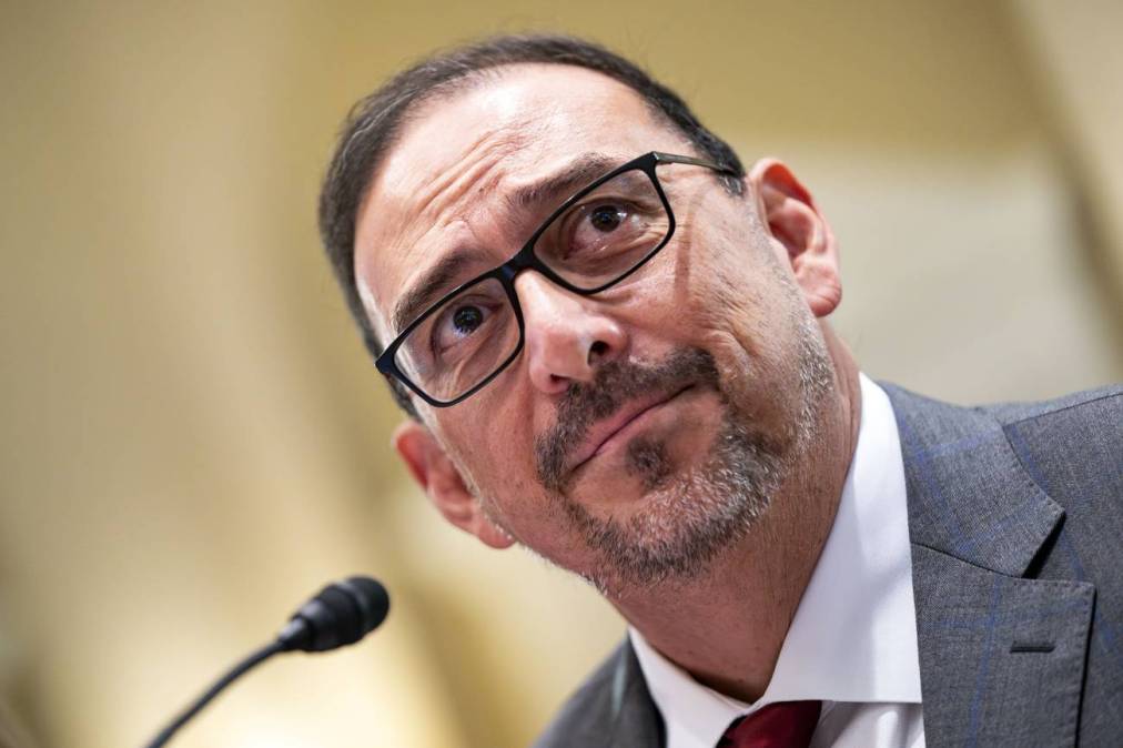 Adrian Fontes