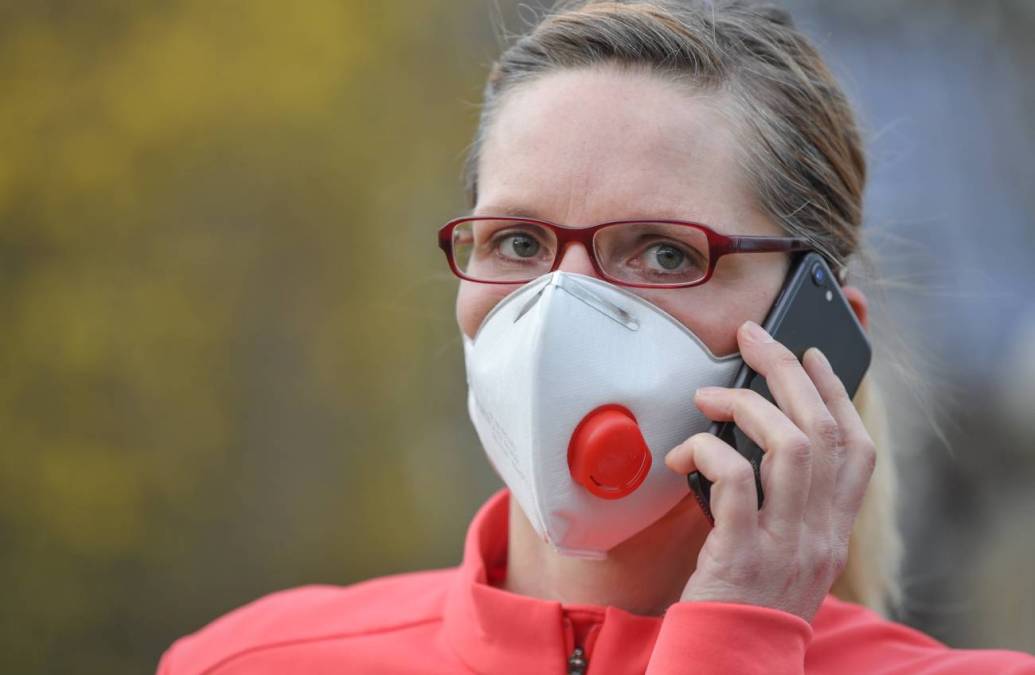 woman wearing mask during COVID