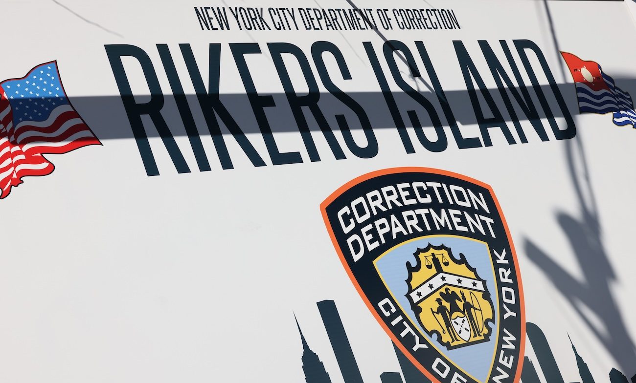 Despite AI call-monitoring concerns, NYC corrections plans to renew M telecom contract
